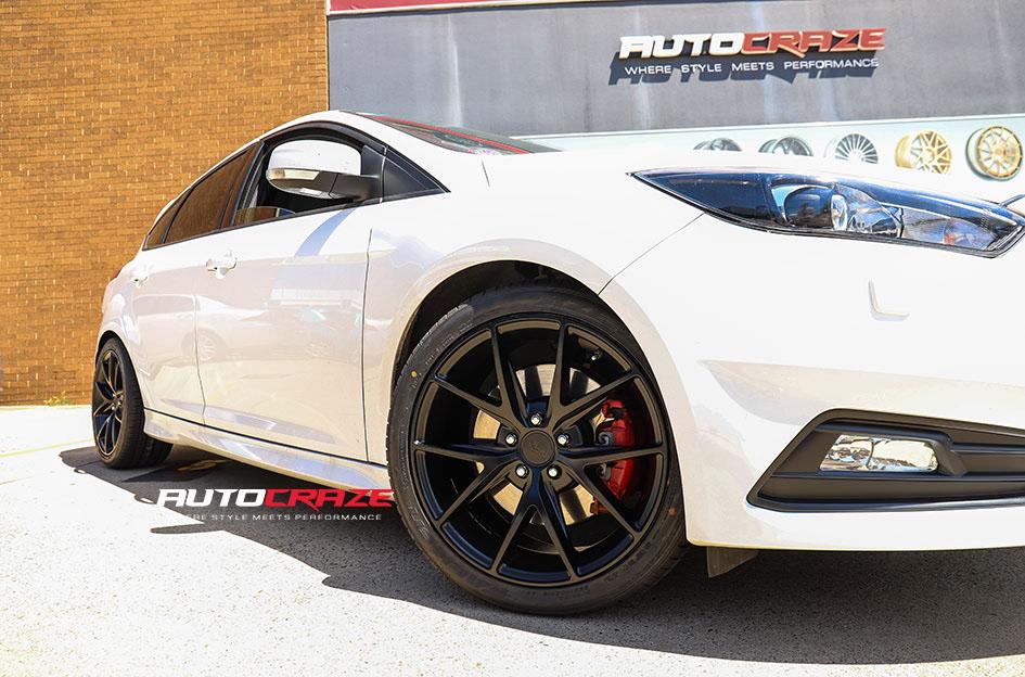 FORD FOCUS  5 STUD  MISANO MATTE BLACK